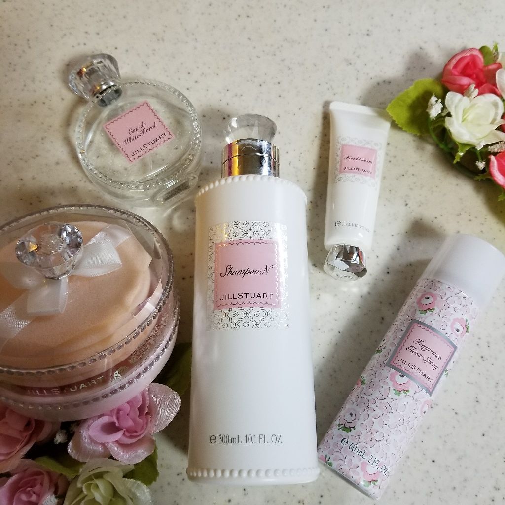 ジルスチュアート リラックス オード ホワイトフローラル/JILL STUART/香水(レディース)を使ったクチコミ(2枚目)