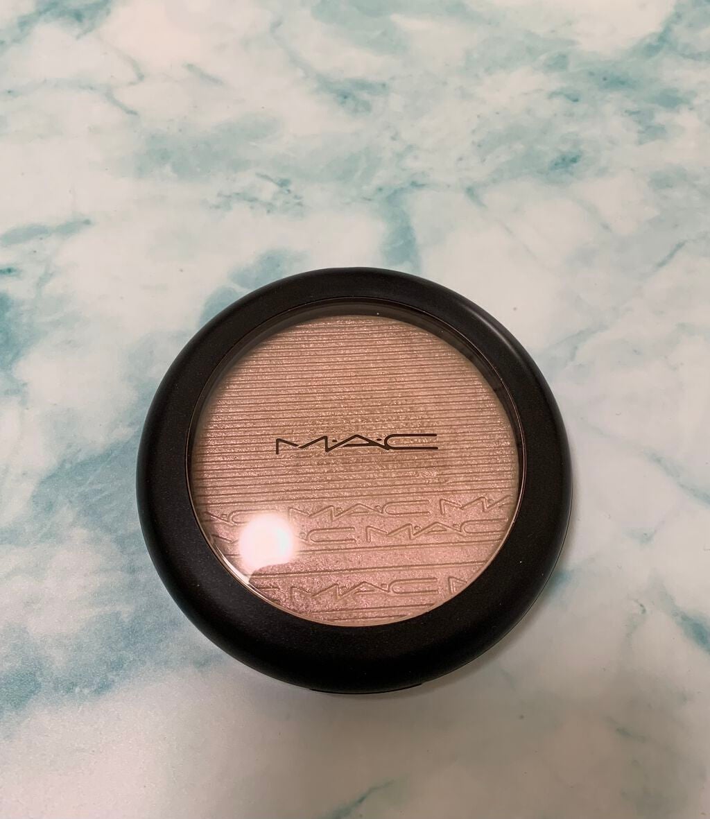 エクストラ ディメンション スキンフィニッシュ/M・A・C/プレストパウダーを使ったクチコミ(2枚目)