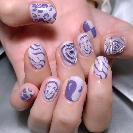 なかやまちえこ on LIPS 「ぷっくりおばけとパープルがさりげなくハロウィンぽくて可愛い🎃⠀..」(2枚目)