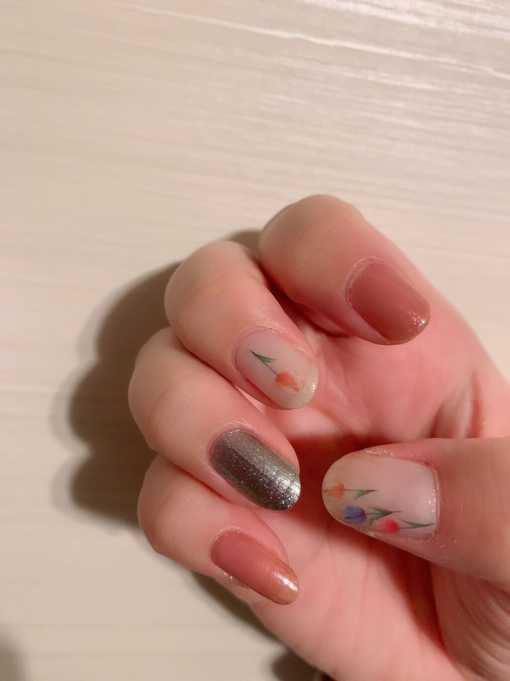 カラフルネイルズ/キャンメイク/マニキュアを使ったクチコミ(3枚目)