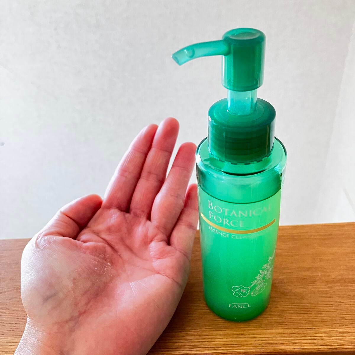 うるつるオイルクレンジング/ボタニカルフォース/オイルクレンジングを使ったクチコミ(2枚目)