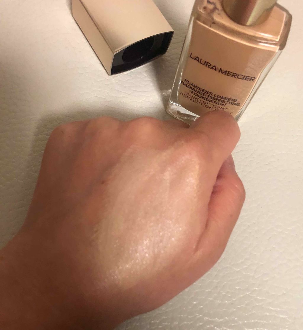 フローレス ルミエール ラディアンス パーフェクティング ファンデーション/ローラ メルシエ/リキッドファンデーションを使ったクチコミ(2枚目)