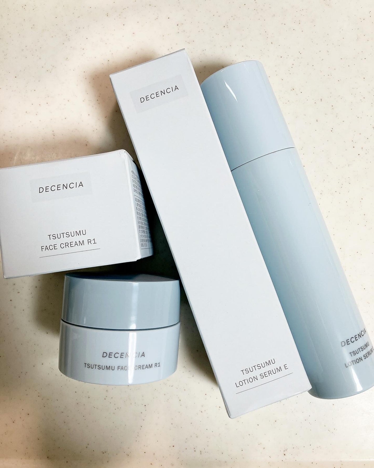 ディセンシア つつむ ローションセラム E/DECENCIA/化粧水を使ったクチコミ(1枚目)