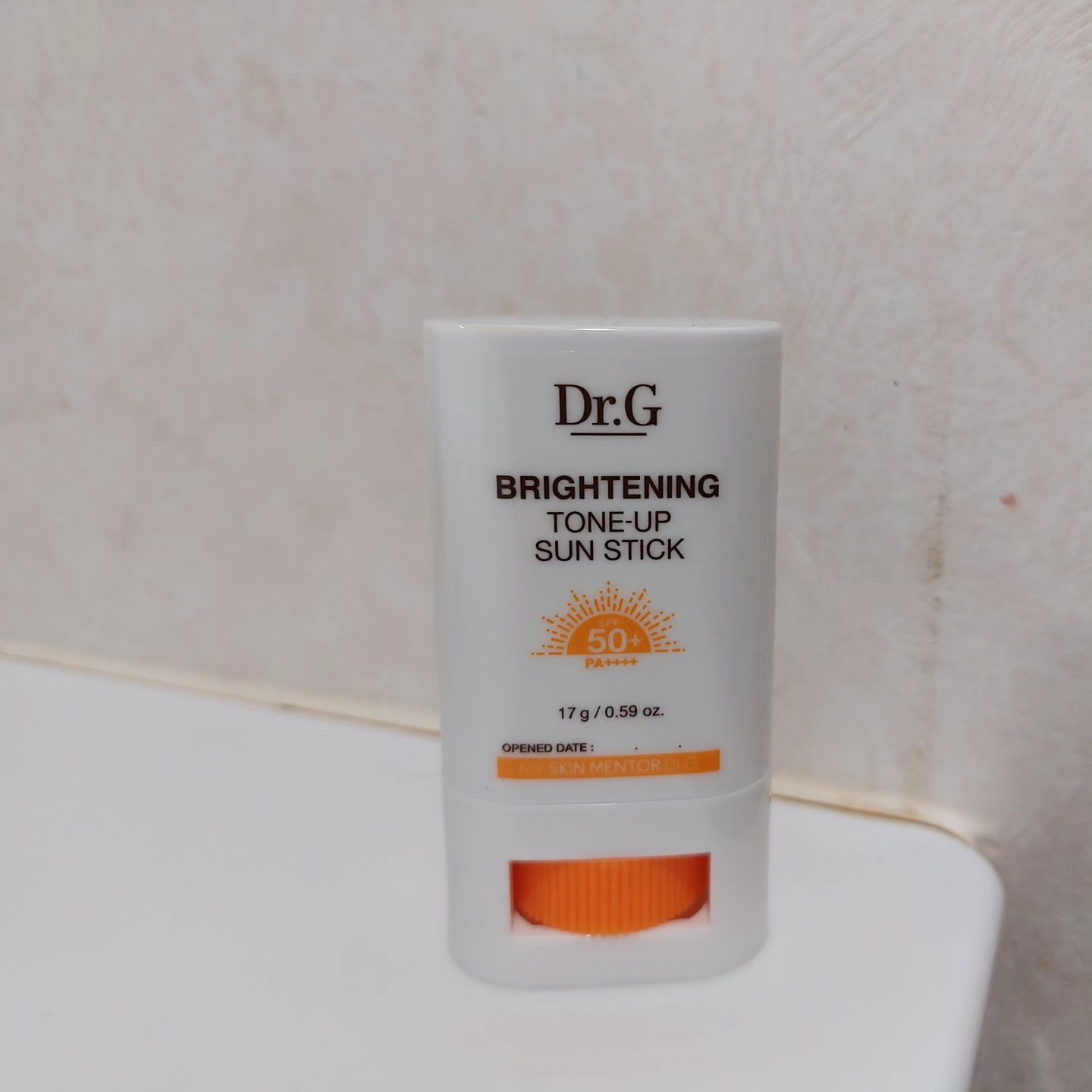 ブライトニングアップサンスティック SPF50+ PA++++/Dr.G/日焼け止めスティックを使ったクチコミ（1枚目）