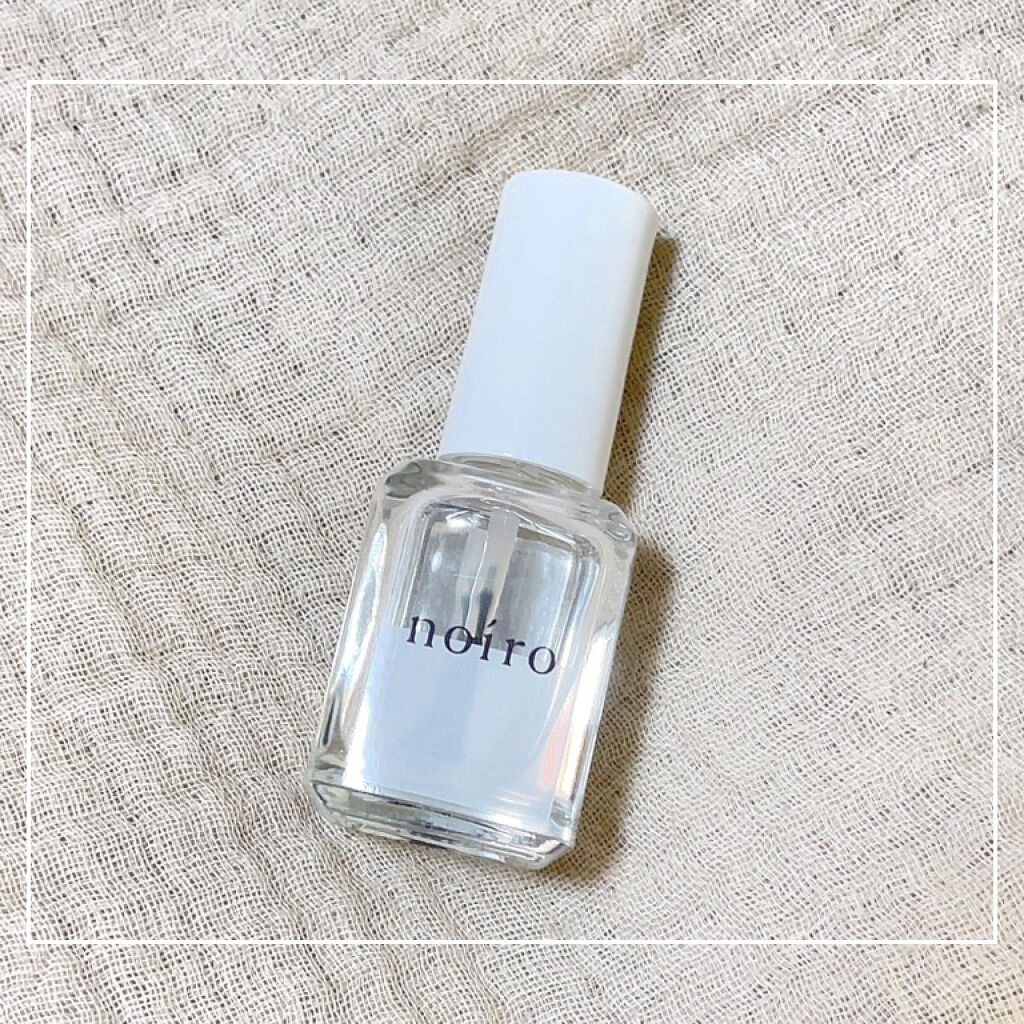 .
.
\ 速乾でぷるんとつや感ネイル /
🖇noiro トップコート グロッシー S

┈┈┈┈┈┈┈Product details. 
☑︎11ml 2420円（税込）
☑︎すばやく乾いて、ぷるんとコート。
　濡れたような輝きと立体感