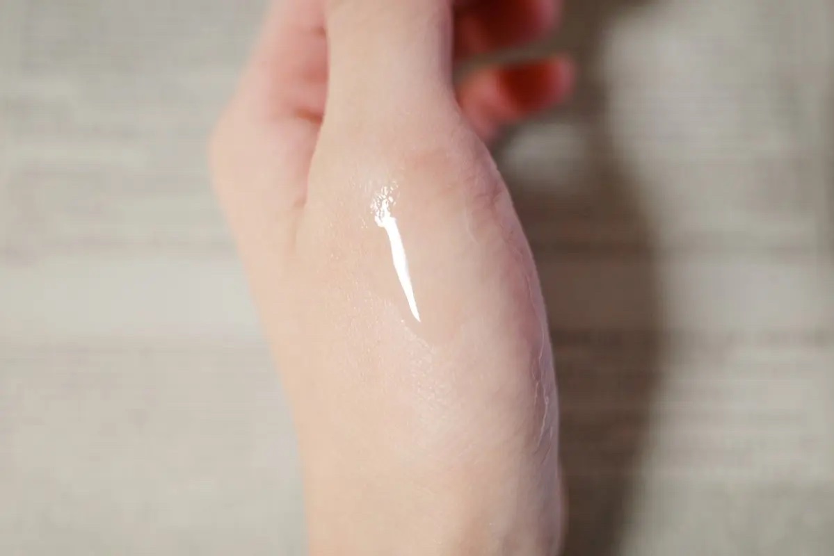 ユイル・アンティーク イリス・ドゥ・マルト/オフィシーヌ・ユニヴェルセル・ビュリー/ボディオイルを使ったクチコミ（3枚目）