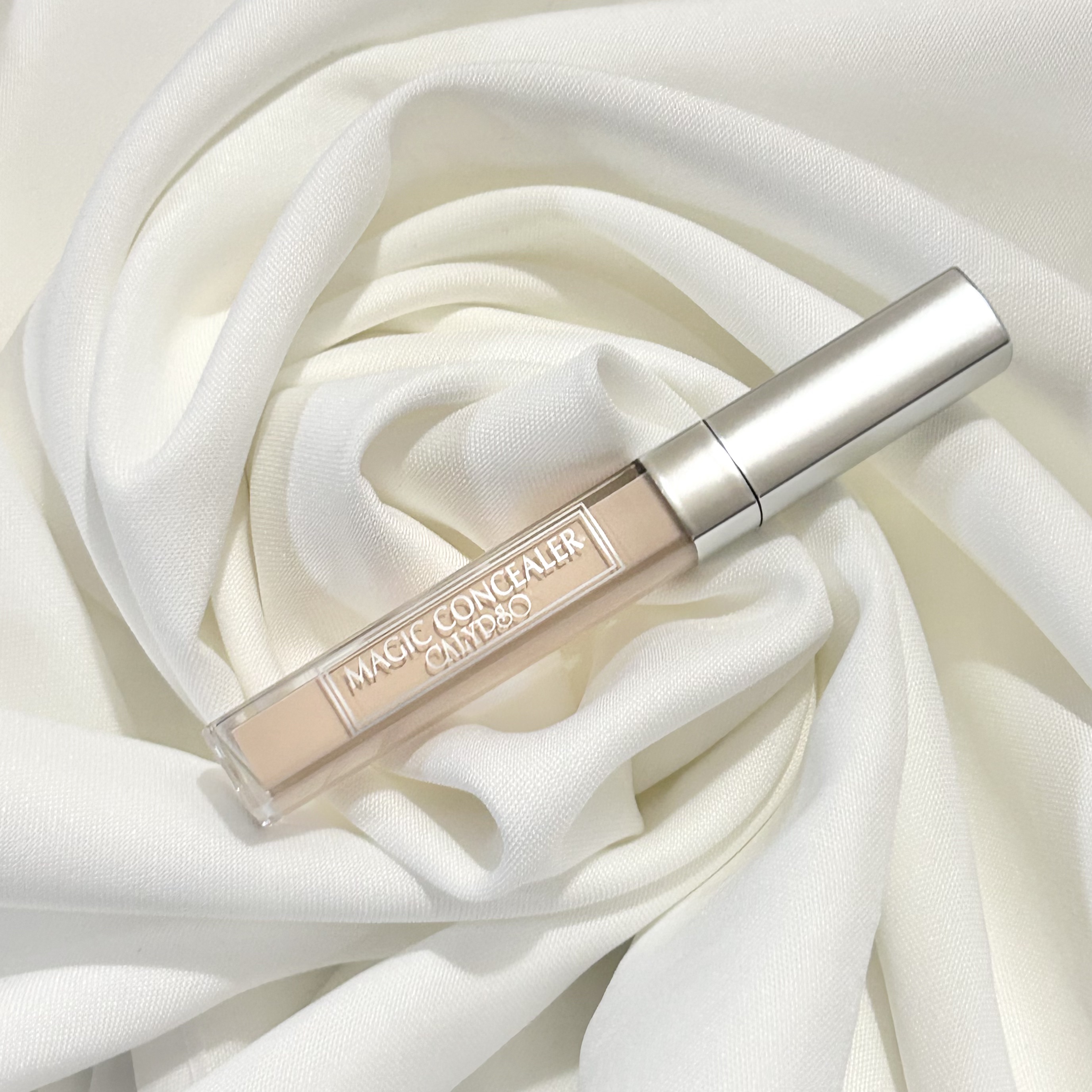 カリプソ マジックコンシーラー グロッシーベージュ/カリプソ/コンシーラーを使ったクチコミ（1枚目）