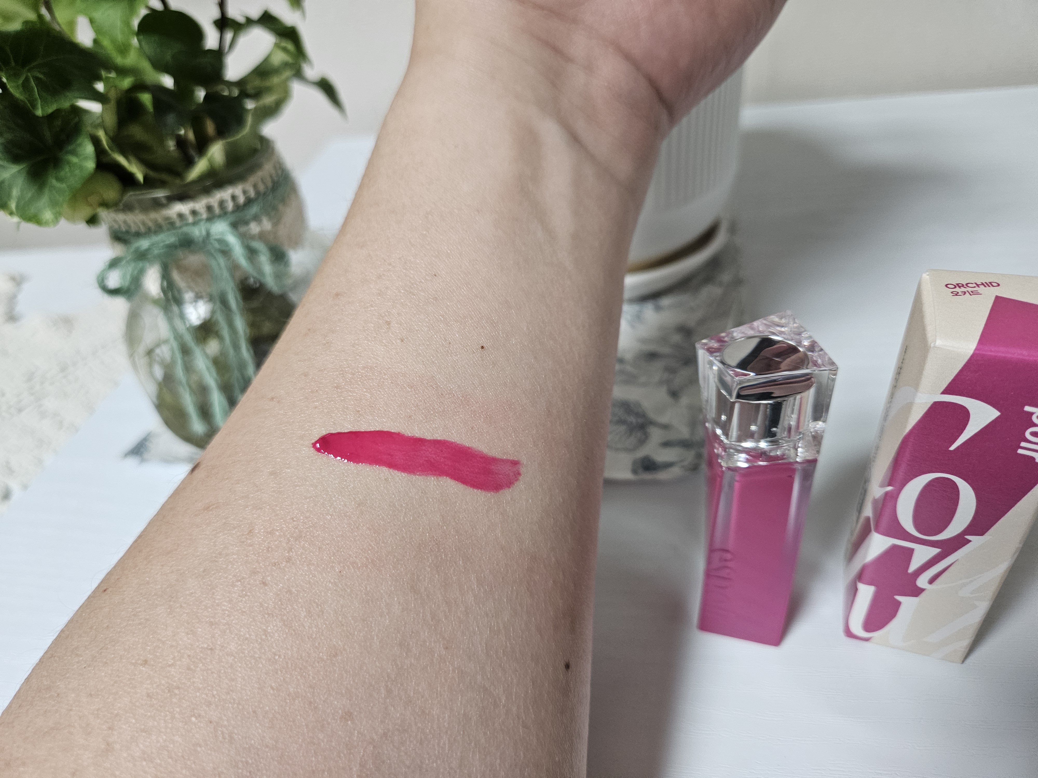 クチュールリップティントグレイズ オーキッド/espoir/リップティントを使ったクチコミ（2枚目）