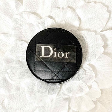 【旧】ディオールスキン フォーエヴァー クッション/Dior/クッションファンデーションを使ったクチコミ（1枚目）