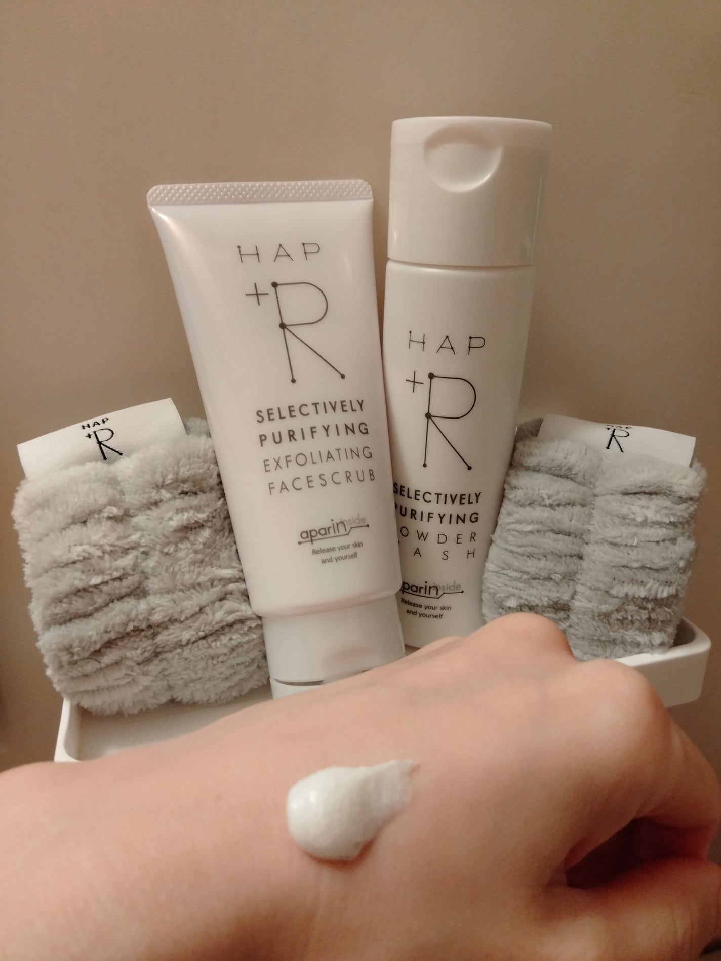 フェイススクラブ /HAP+R/スクラブ・ゴマージュを使ったクチコミ(4枚目)