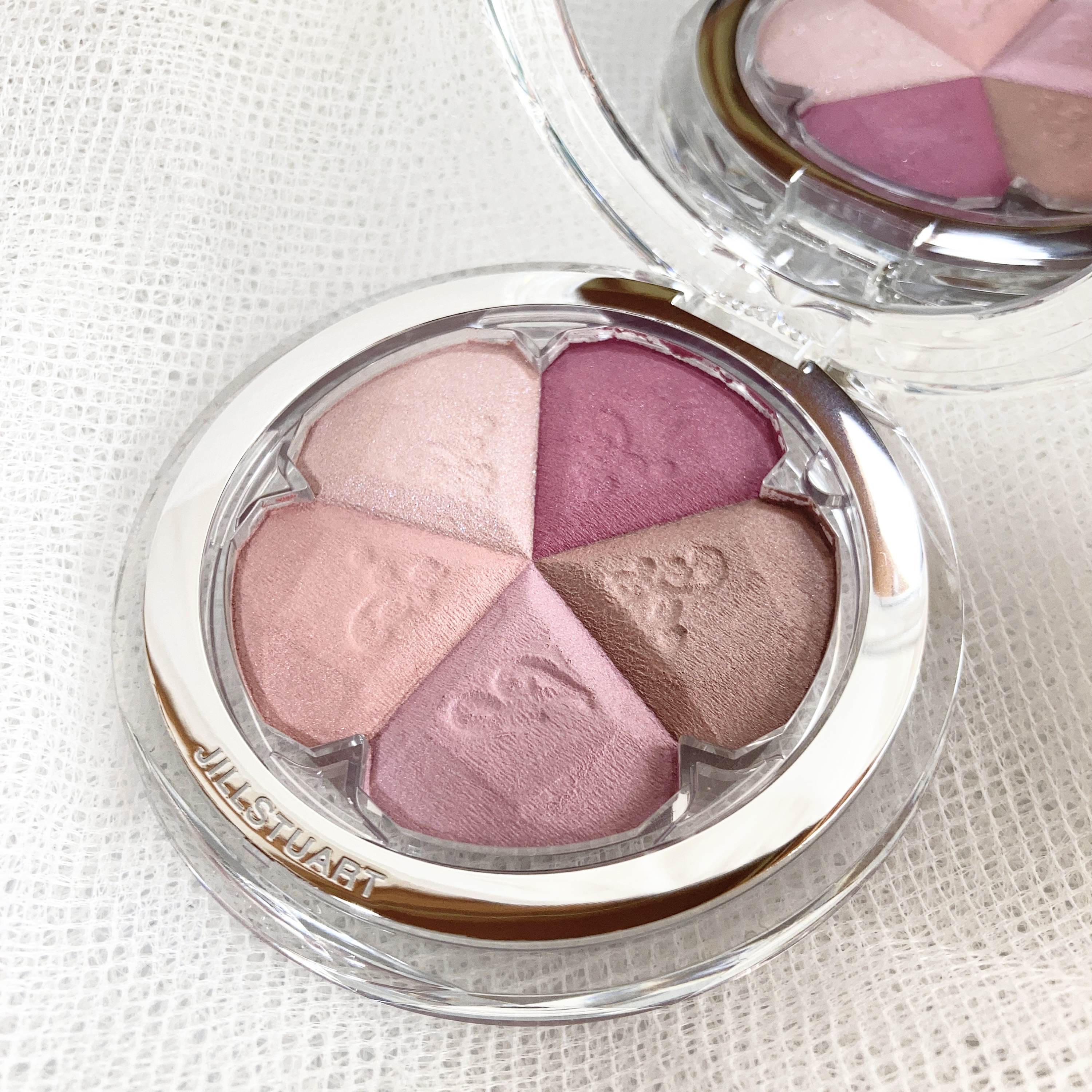 ジルスチュアート ブルーム ミックスブラッシュ コンパクト 12 dressy viola/JILL STUART/パウダーチークを使ったクチコミ（2枚目）