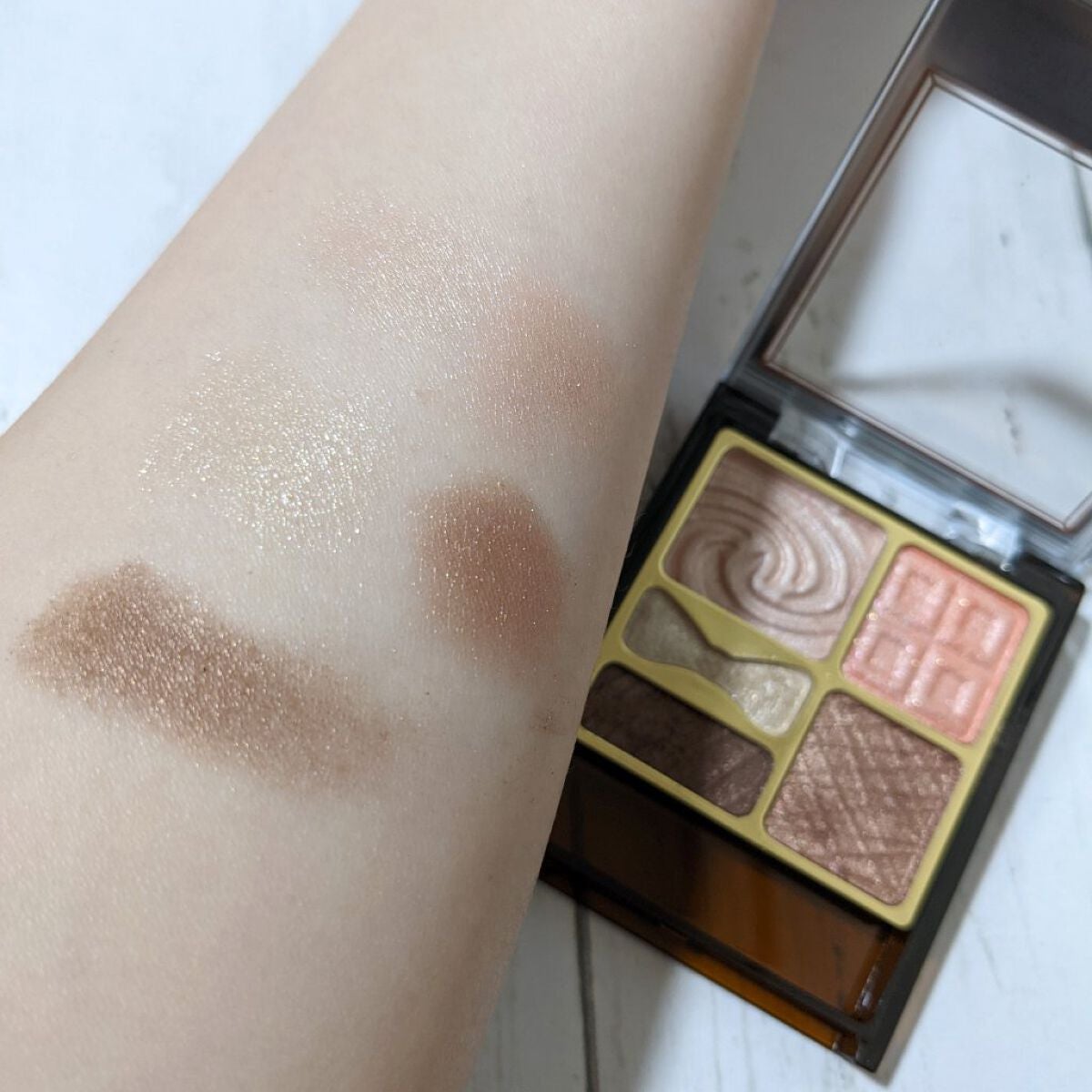 プレミアムガトーシャドウ/スウィーツ スウィーツ/アイシャドウパレットを使ったクチコミ(3枚目)