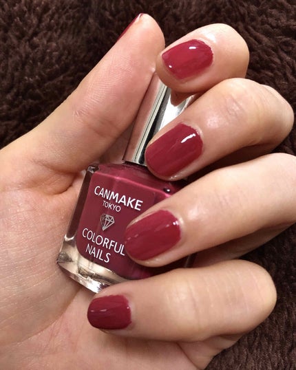 カラフルネイルズ 93 ワインレッド/キャンメイク/マニキュアを使ったクチコミ(2枚目)