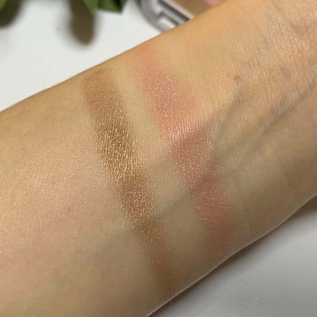 ペタル フロート アイシャドウ/to/one/アイシャドウパレットを使ったクチコミ(3枚目)