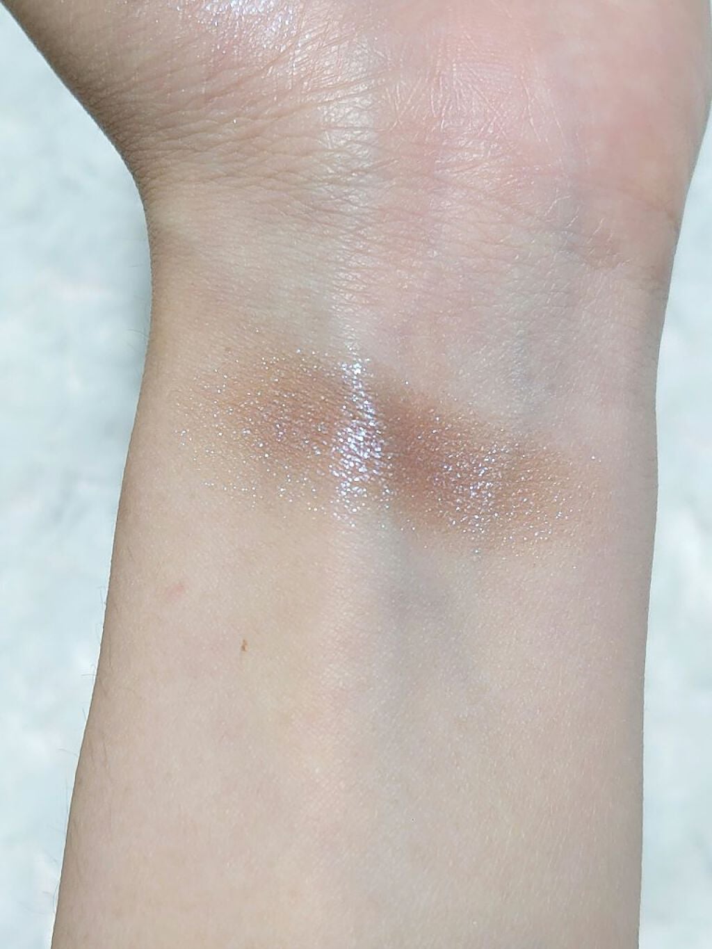 アディクション ザ アイシャドウ スパークル/ADDICTION/単色アイシャドウを使ったクチコミ(5枚目)