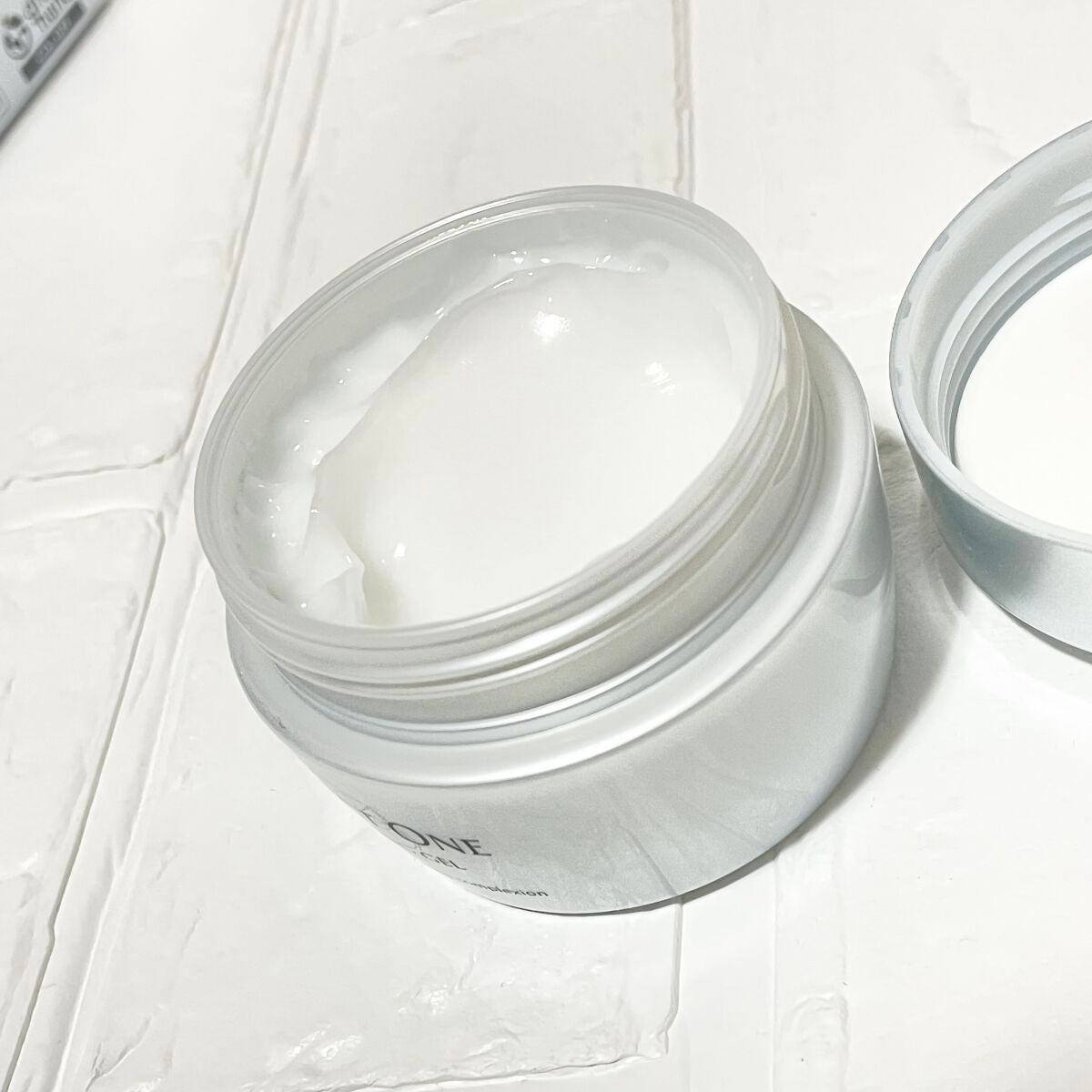 パーフェクトワン 薬用ホワイトニングジェル/パーフェクトワン/オールインワン化粧品を使ったクチコミ(2枚目)