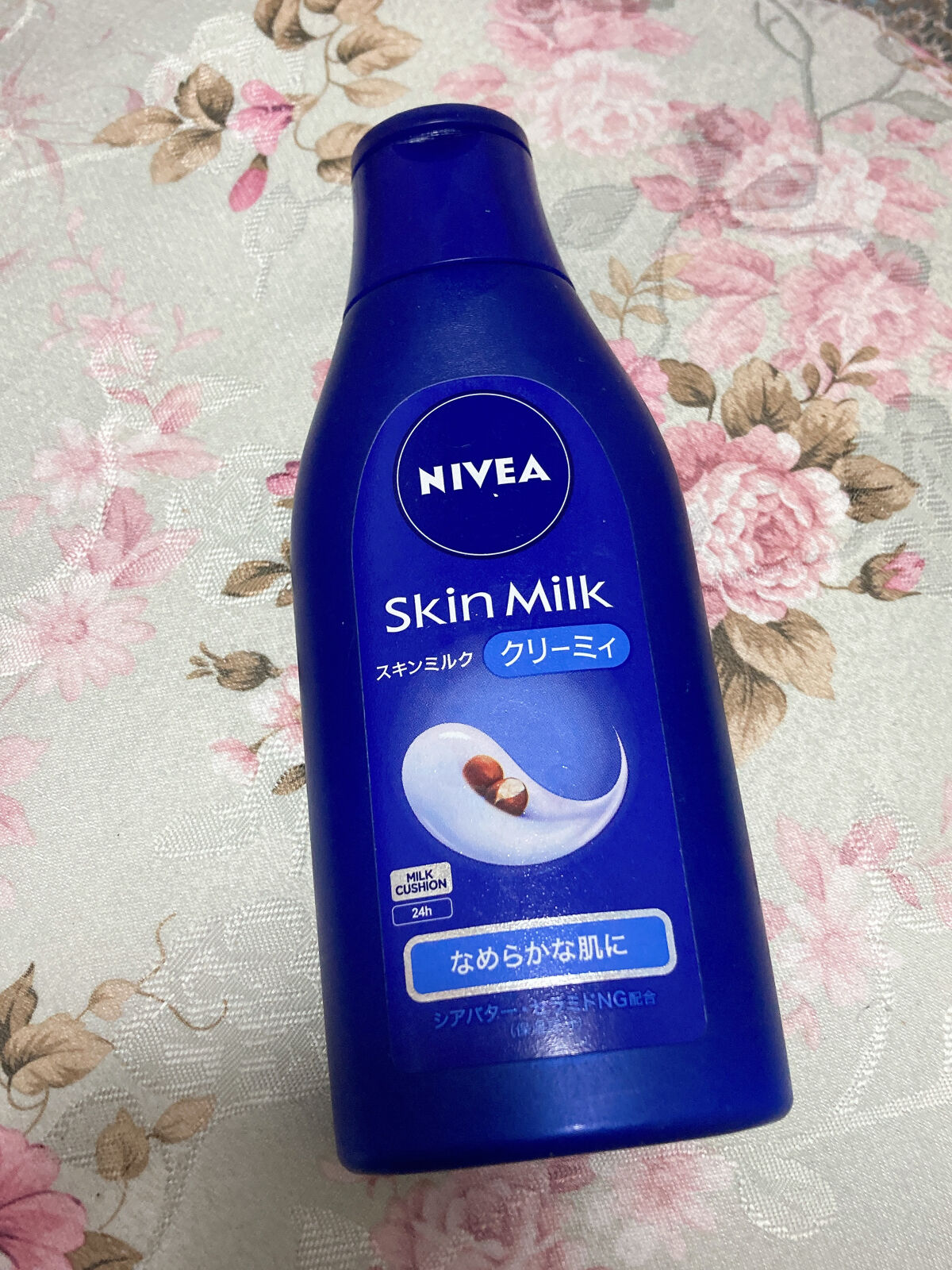ニベア スキンミルク クリーミィ ほのかなフローラルの香り/ニベア/ボディミルクを使ったクチコミ（1枚目）