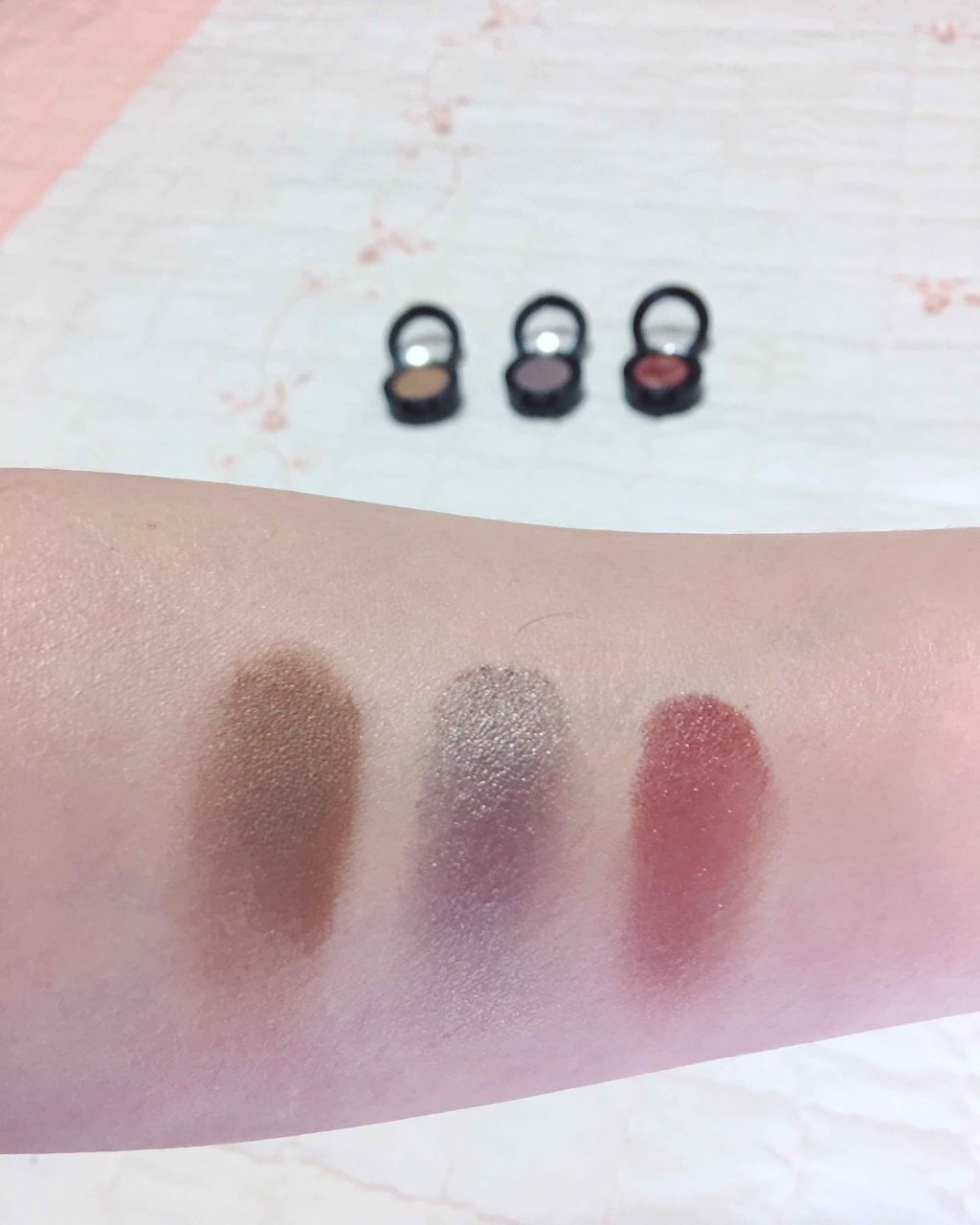 スモール アイシャドウ/M・A・C/単色アイシャドウを使ったクチコミ（3枚目）