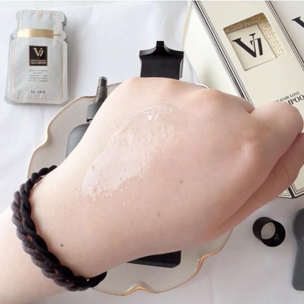 V7 アンチヘアロス シャンプー/by : OUR/サロンシャンプーを使ったクチコミ(9枚目)