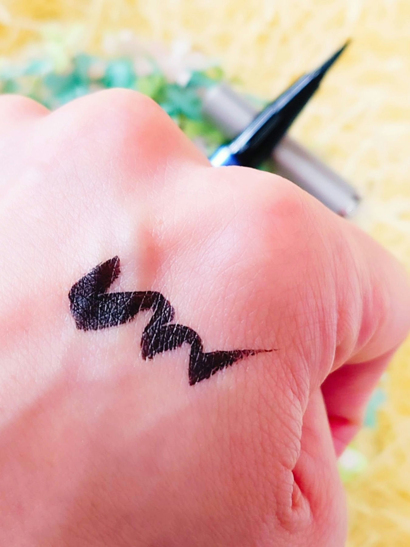 アヴァンセ ラッシュセラムアイライナーEX/アヴァンセ/リキッドアイライナーを使ったクチコミ(5枚目)