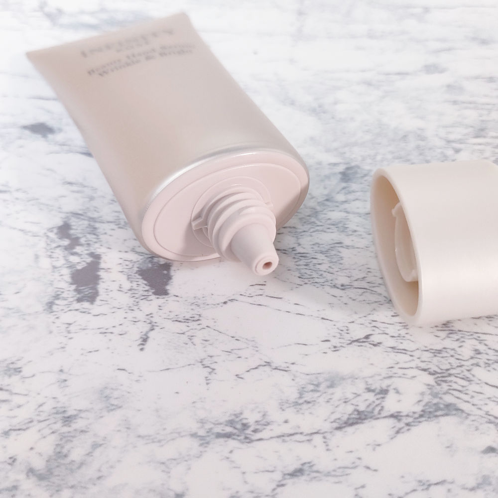 インフィニティ　ビューティーハンドセラム リンクル＆ブライト [医薬部外品]/インフィニティ/ハンドクリームを使ったクチコミ（1枚目）