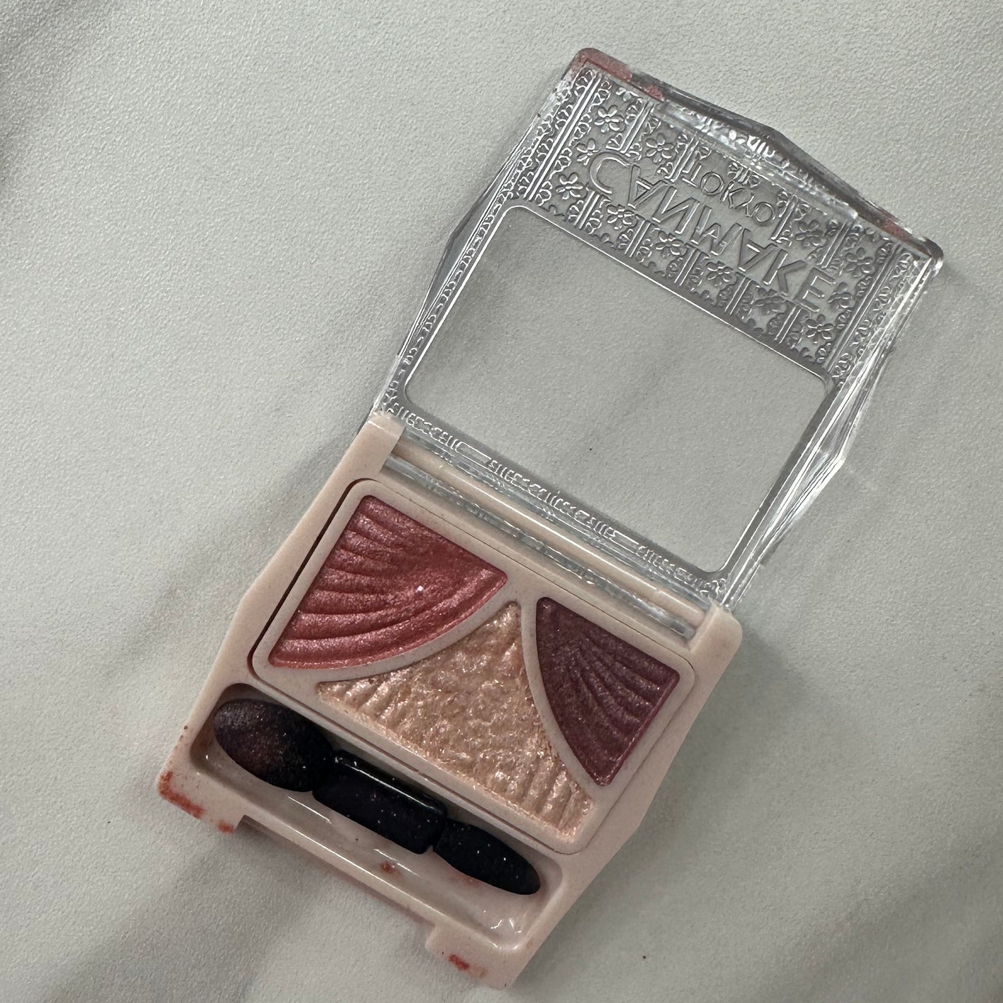 ジューシーピュアアイズ/キャンメイク/アイシャドウパレットを使ったクチコミ(2枚目)