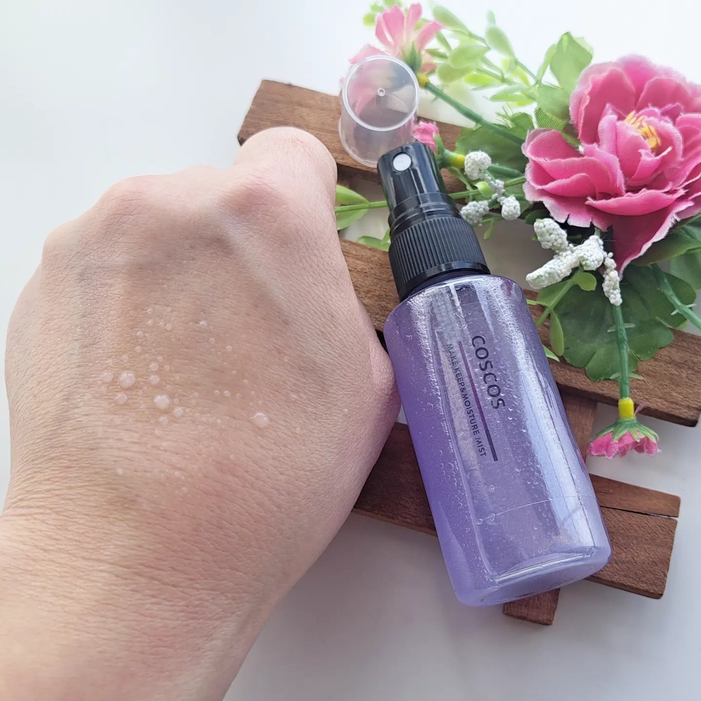 メイクアップフィクシングミスト/COSCOS/フィックスミストを使ったクチコミ（3枚目）