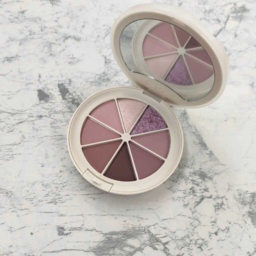 New Level Eyeshadow Palette/Laka/アイシャドウパレットを使ったクチコミ（2枚目）