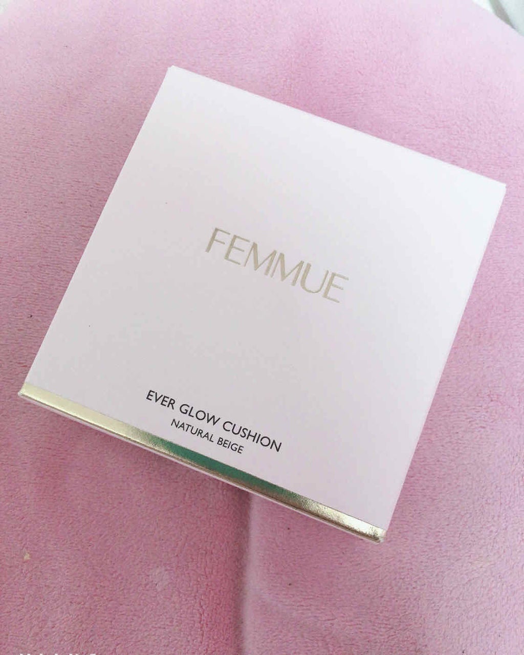 エバーグロウクッション SPF23 PA++/FEMMUE/クッションファンデーションを使ったクチコミ(3枚目)