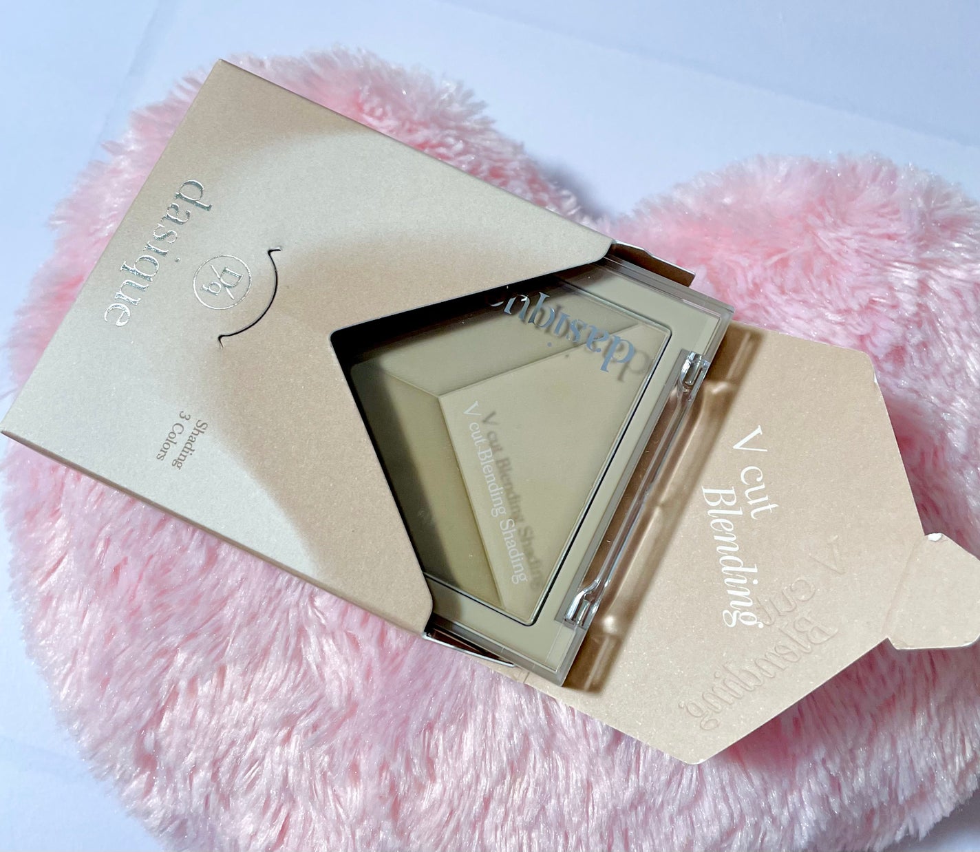 Vカットブレンディングシェーディング/dasique/シェーディングを使ったクチコミ(3枚目)