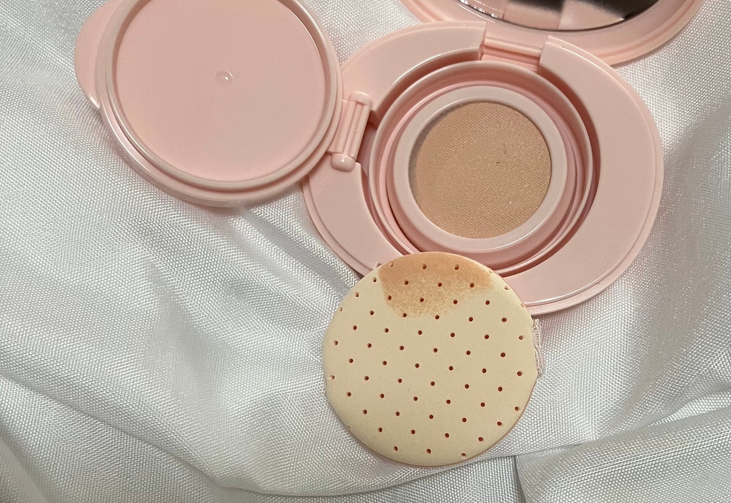 オールデイスキンフィットミルキーグロウクッション/Milk Touch/クッションファンデーションを使ったクチコミ(4枚目)