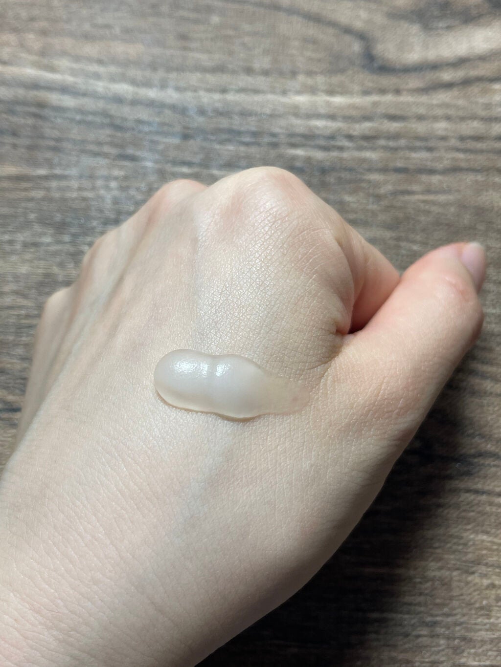 ワンダーハニー ひんやりハンディソルベ/VECUA Honey/ハンドクリームを使ったクチコミ(2枚目)