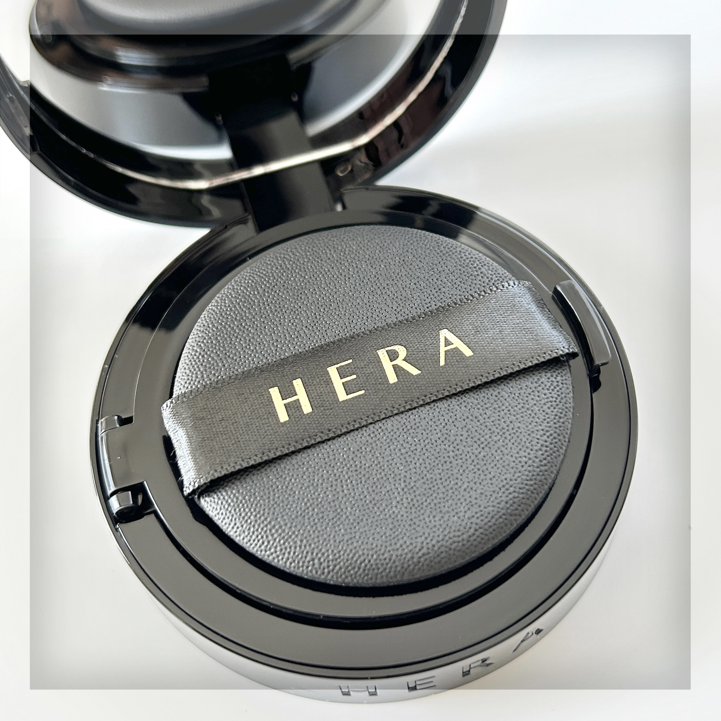 ブラック クッション/HERA/クッションファンデーションを使ったクチコミ（2枚目）