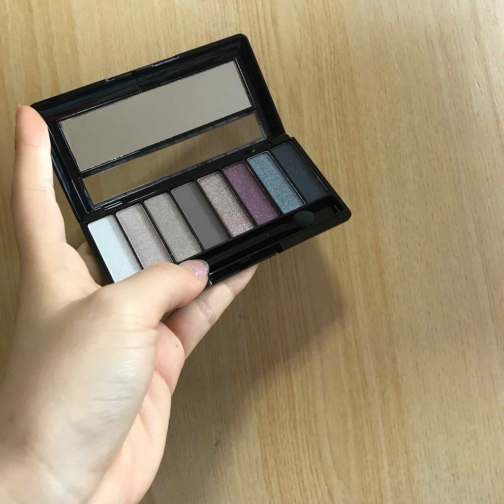 マグニファイズ アイコントゥアリング パレット N/リンメル ロンドン/アイシャドウパレットを使ったクチコミ（2枚目）