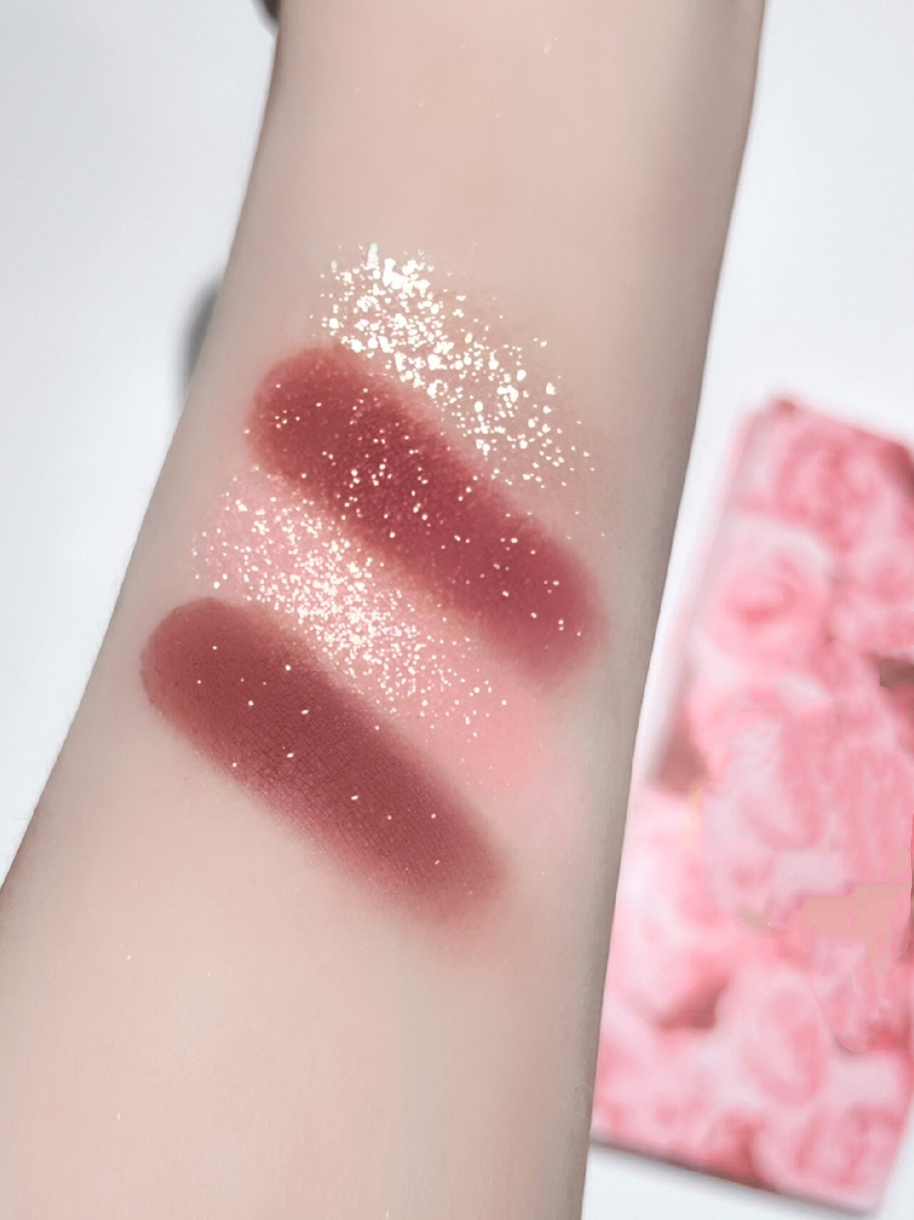 エクスプローラ12色 動物アイシャドウパレット/PERFECT DIARY/アイシャドウパレットを使ったクチコミ（2枚目）