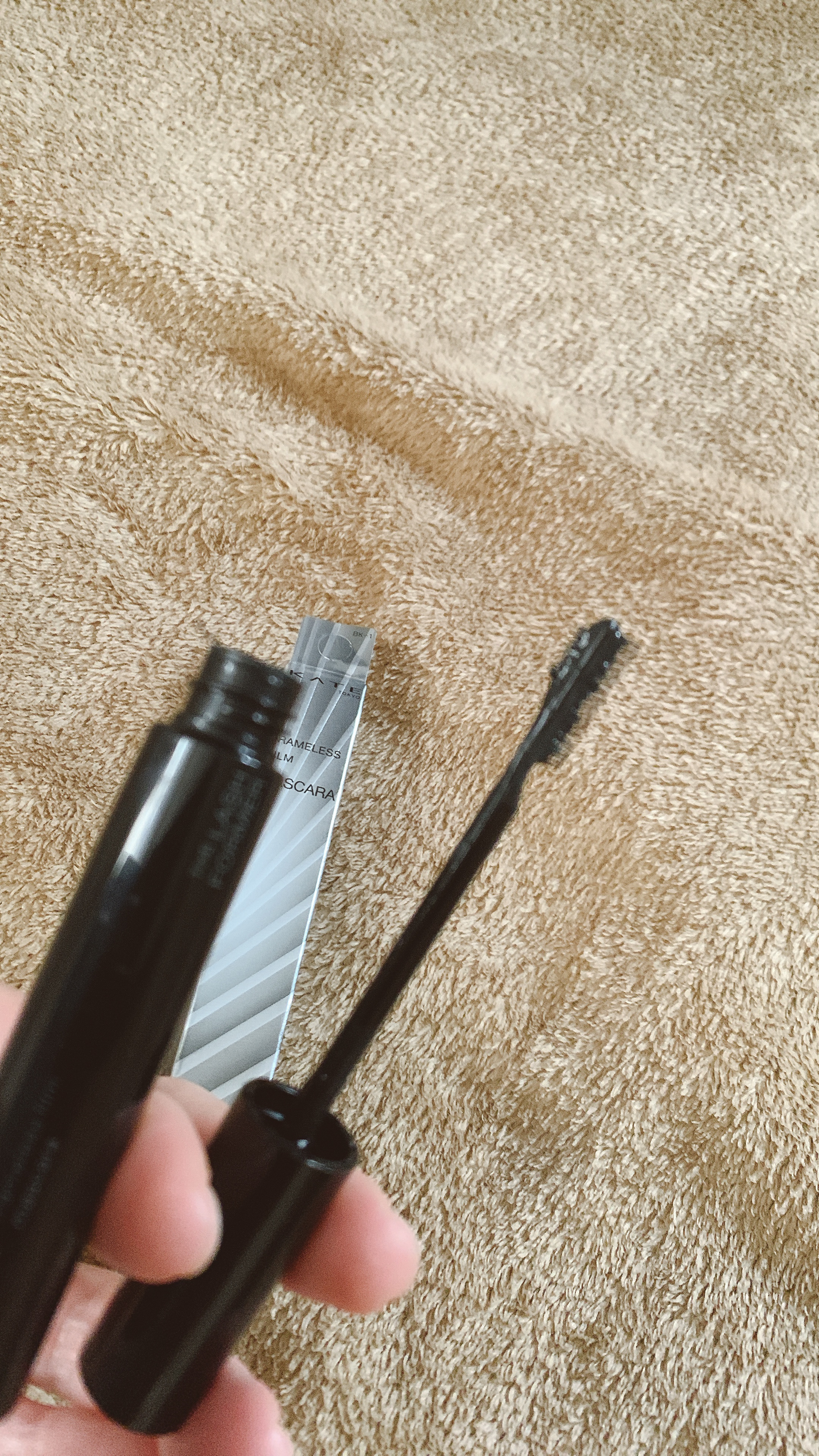 フレームレスフィルムマスカラ BK-1 ブラック/KATE/マスカラを使ったクチコミ（2枚目）