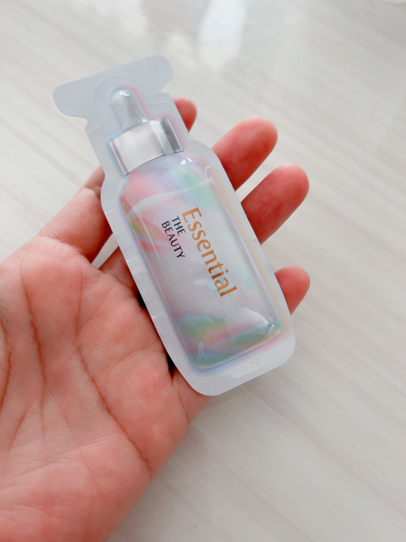 ザビューティ うるツヤチャージヘアパック/エッセンシャル/ヘアマスク・ヘアパックを使ったクチコミ(2枚目)