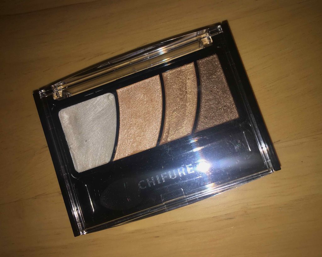 グラデーション アイ カラー（チップ付）/ちふれ/アイシャドウパレットを使ったクチコミ（3枚目）