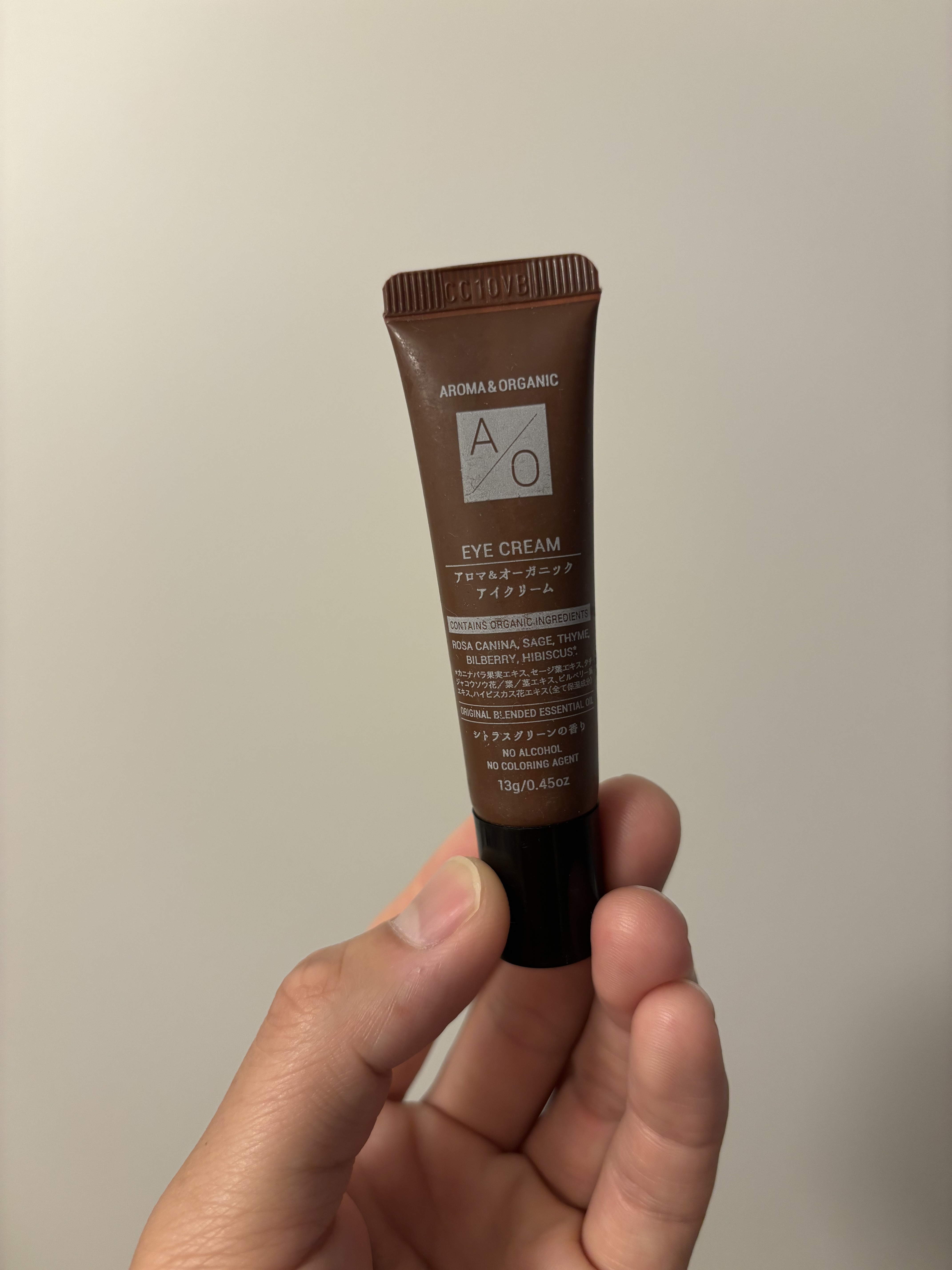 アロマ＆オーガニック アイクリーム/DAISO/アイケア・アイクリームを使ったクチコミ（2枚目）