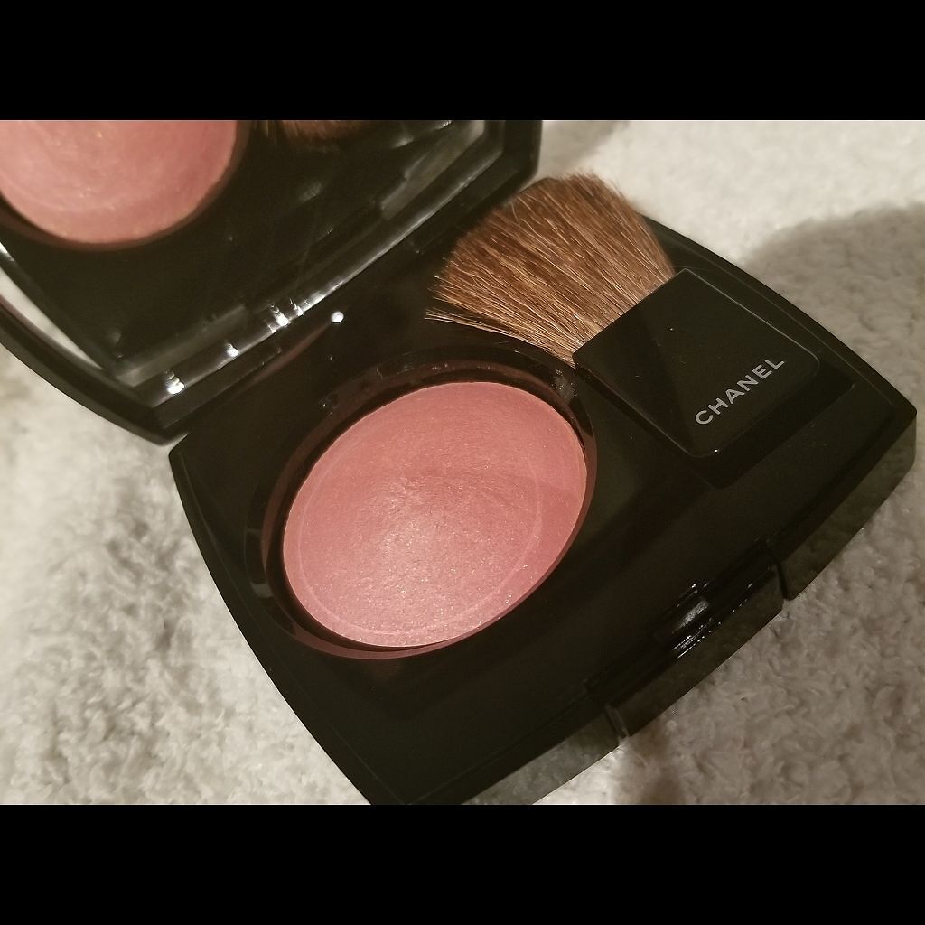 ジュ コントゥラスト 99 ローズ ペタル/CHANEL/パウダーチークを使ったクチコミ（2枚目）