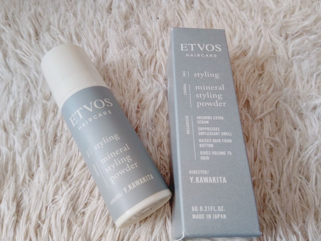 エトヴォス ミネラルスタイリングパウダーのクチコミ「頭皮用スタイリングパウダー

こういうパウダーのスタイリング剤は
初めて買いました！

夕方の.....」（1枚目）