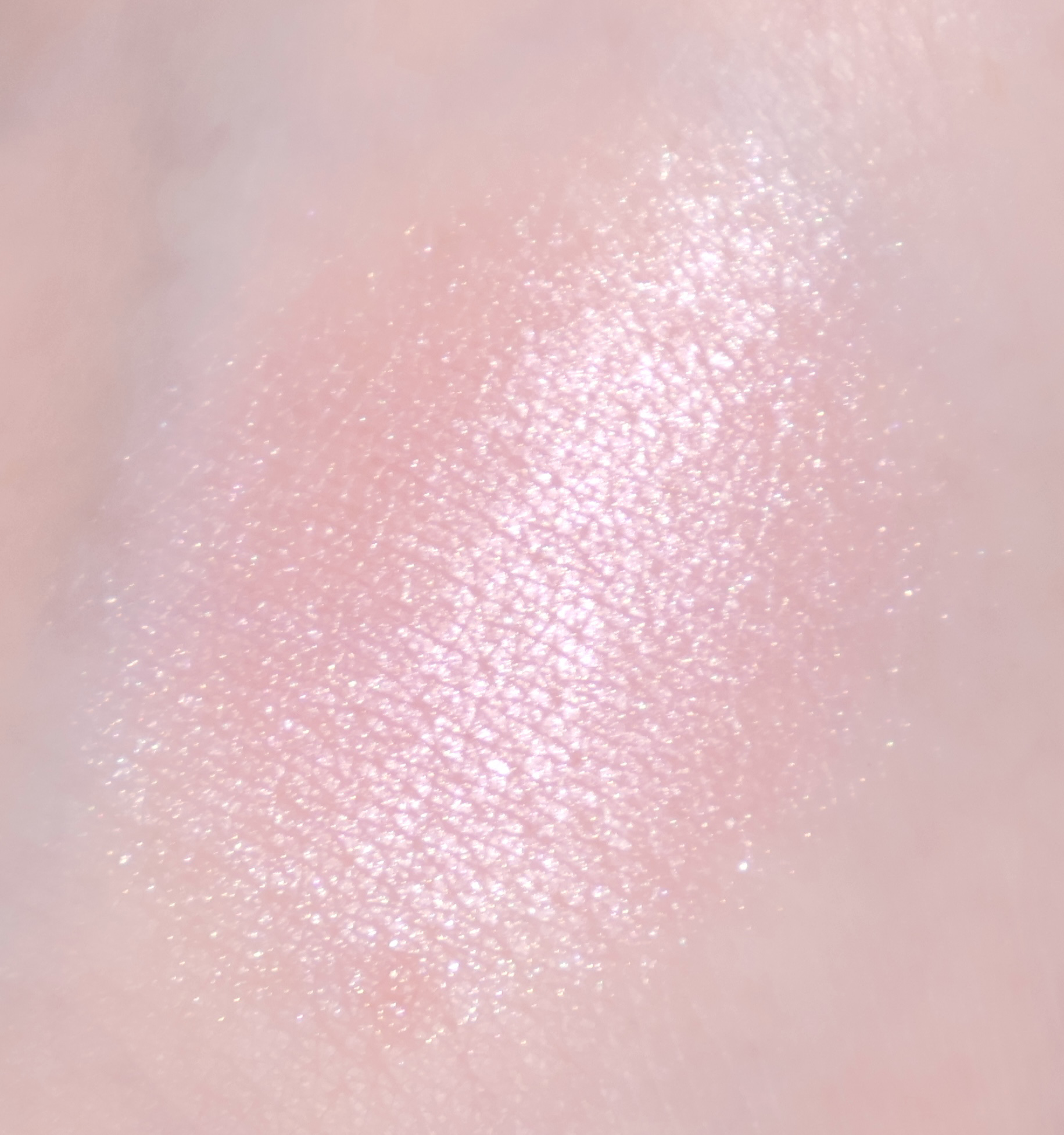 アディクション ザ アイシャドウ パール 013P Material Girl/ADDICTION/単色アイシャドウを使ったクチコミ（2枚目）