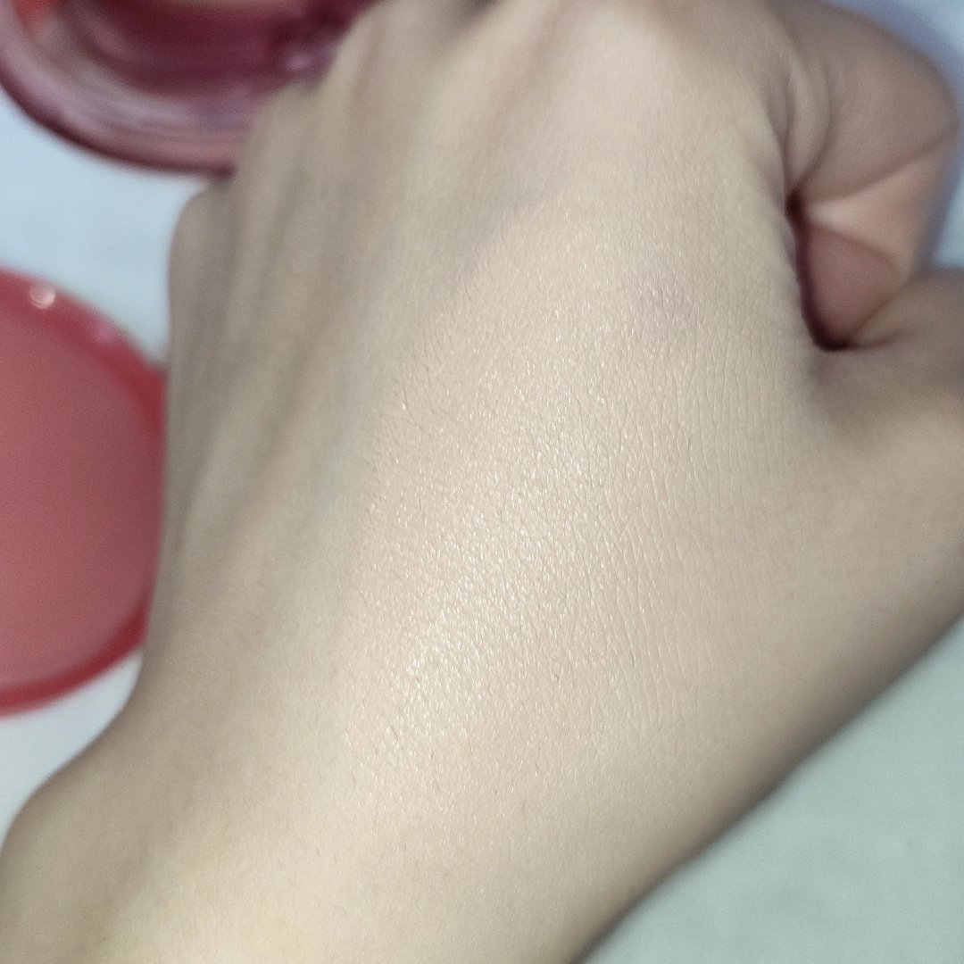 ヒーロークッション＋レフィルセット/APRILSKIN/クッションファンデーションを使ったクチコミ（3枚目）