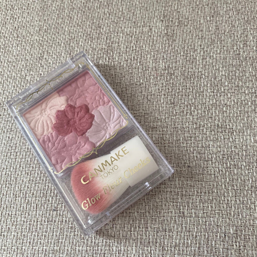 グロウフルールチークス/キャンメイク/パウダーチークを使ったクチコミ(1枚目)