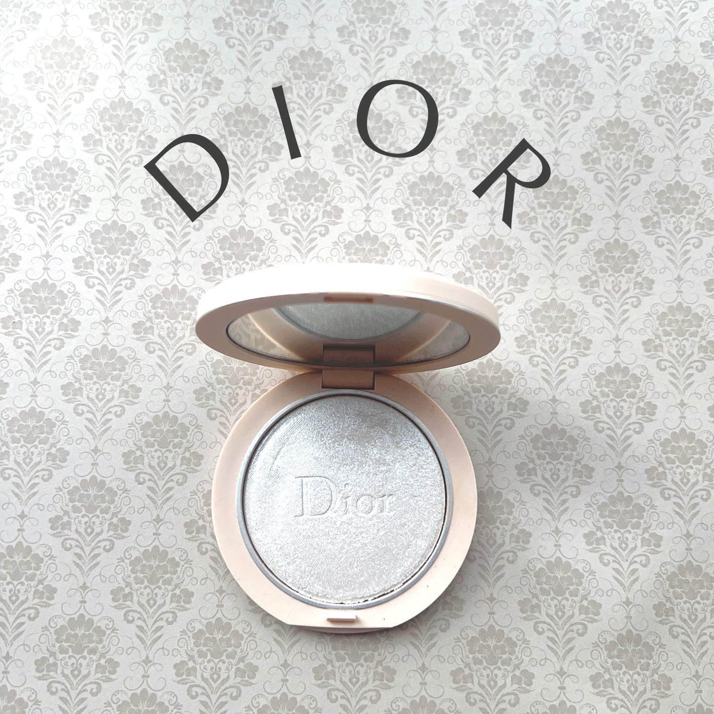 ディオールスキン フォーエヴァー クチュール ルミナイザー/Dior/プレストパウダーを使ったクチコミ(1枚目)