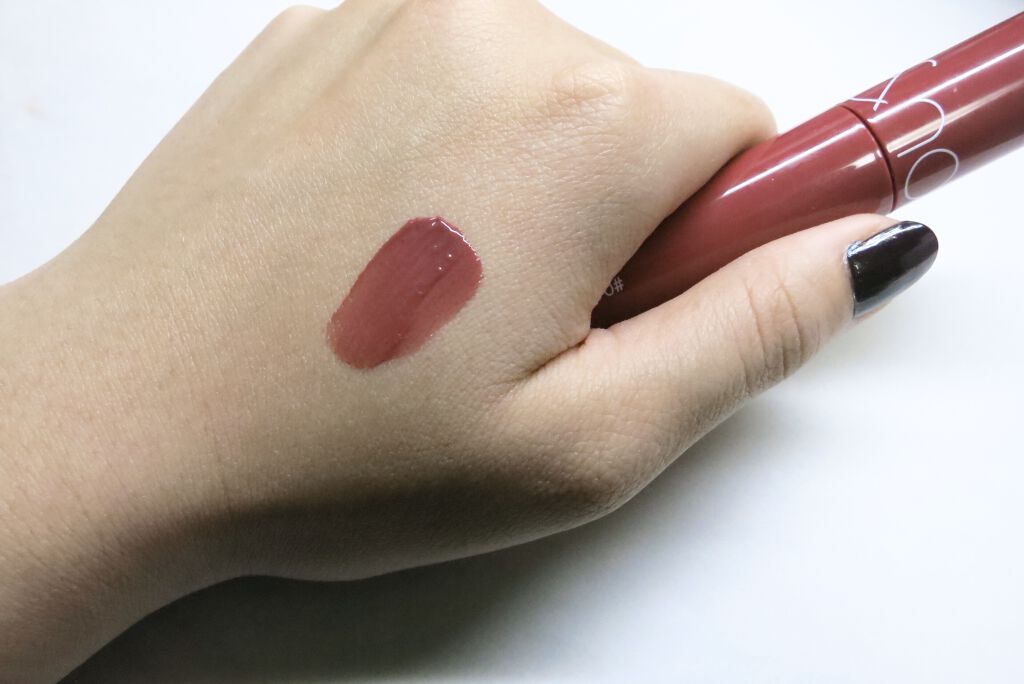 ジューシーラスティングティント/rom&nd/リップティントを使ったクチコミ（2枚目）