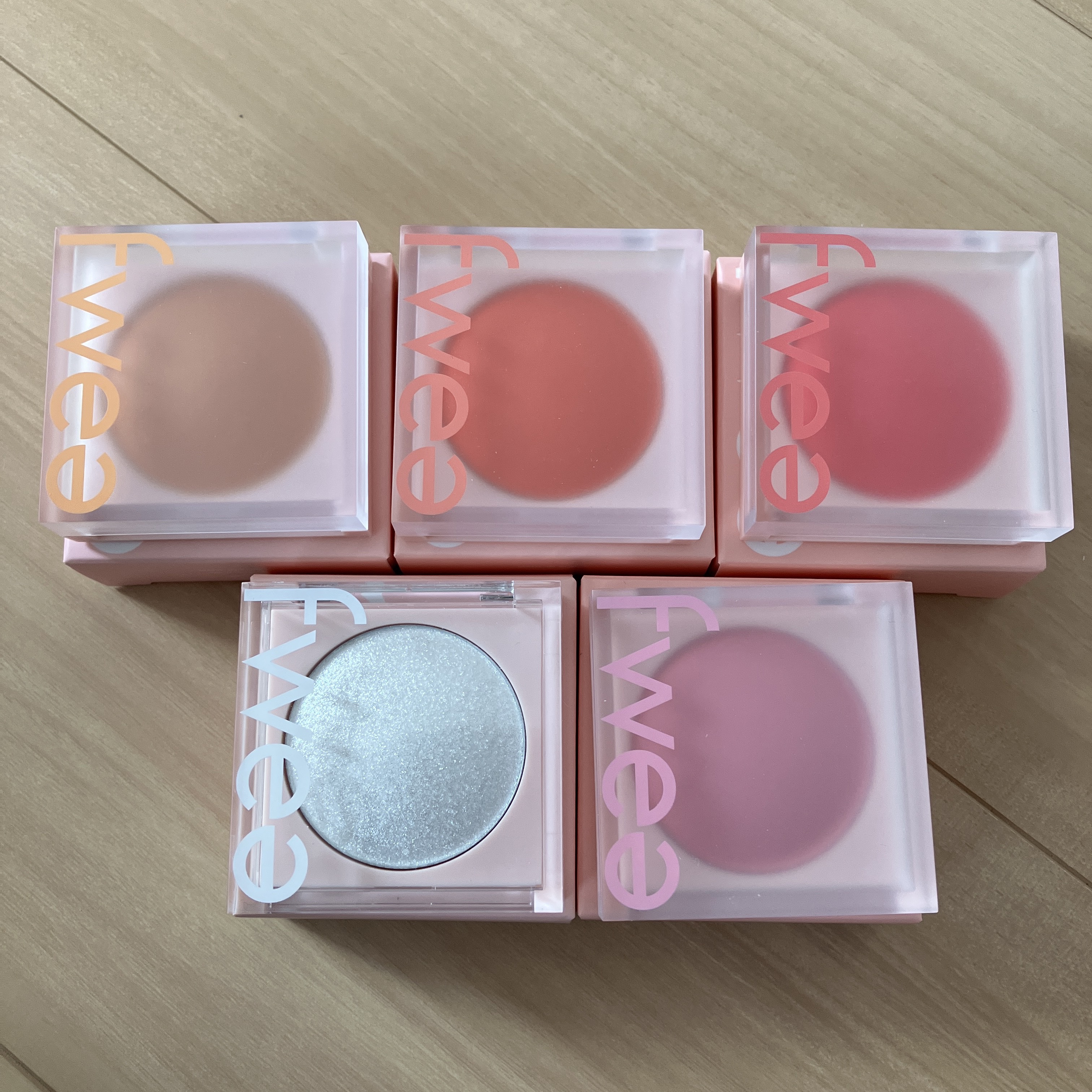 フィーチークメロウ 01 ビフォーブラッシング/fwee/ジェル・クリームチークを使ったクチコミ（3枚目）