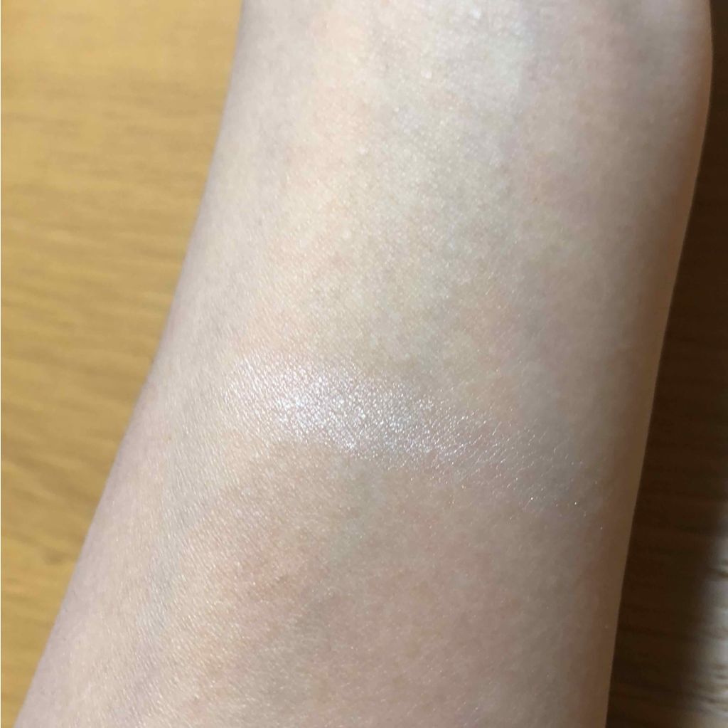 クレ・ド・ポー ボーテ レオスールデクラ/クレ・ド・ポー ボーテ/パウダーハイライトを使ったクチコミ(2枚目)