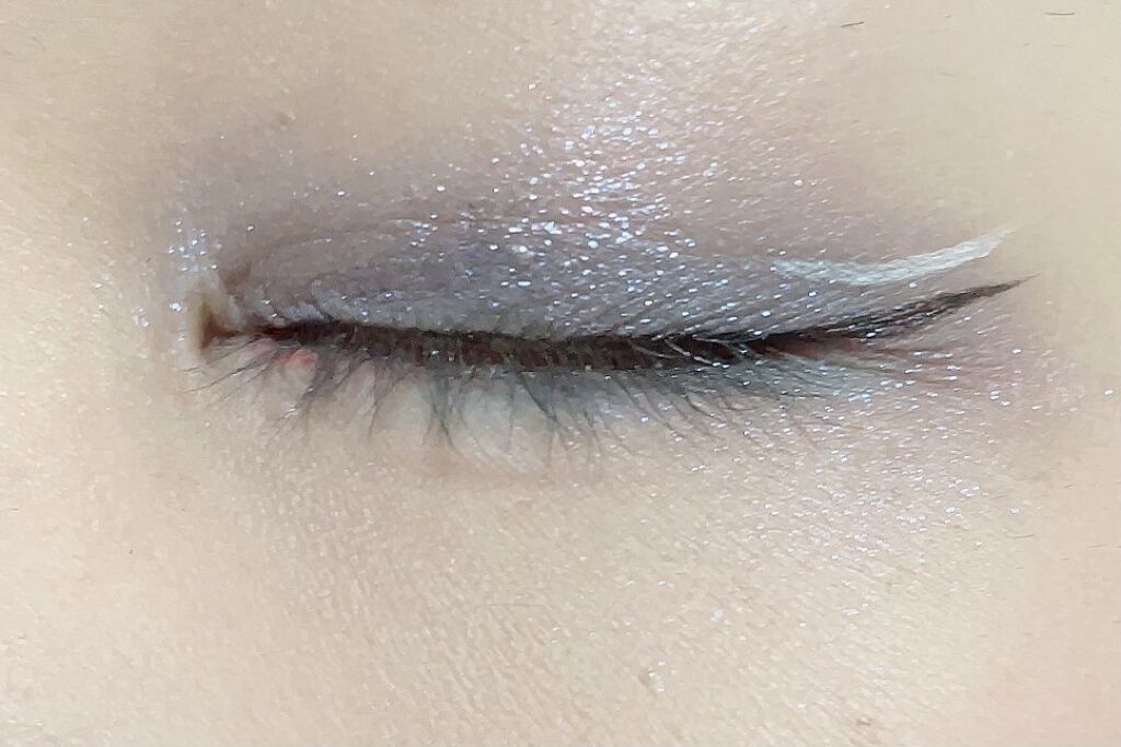 麻雀アイシャドウ 蘭【ラン】ピーコックブルー/和粧/単色アイシャドウを使ったクチコミ（2枚目）