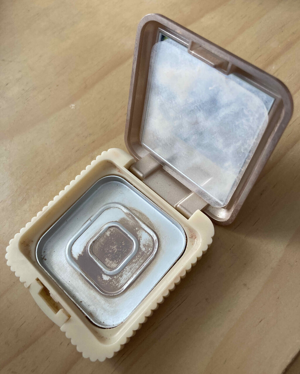 マシュマロフィニッシュファンデーション/キャンメイク/パウダーファンデーションを使ったクチコミ（1枚目）